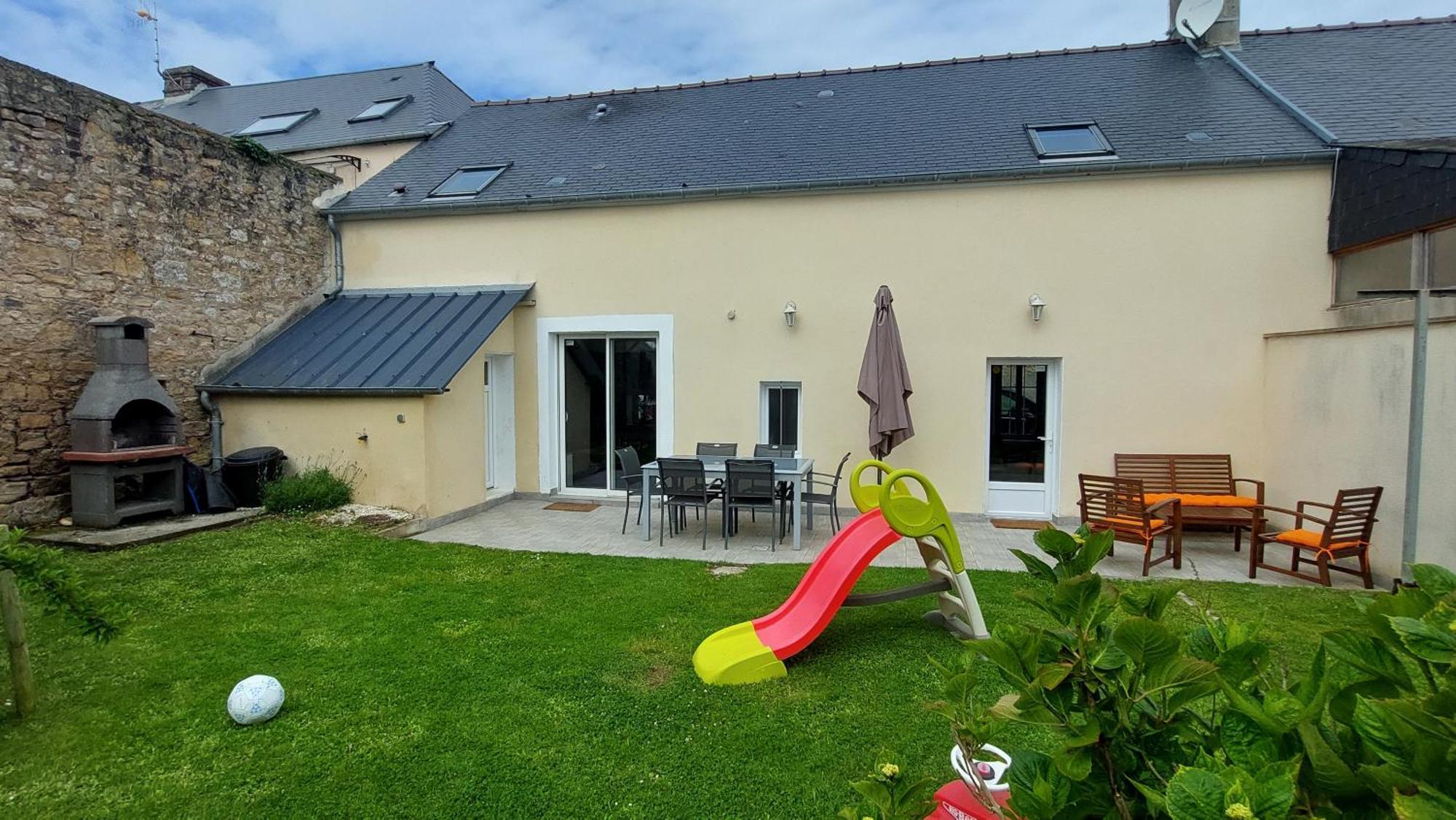 Le So Wild, Maison Avec Jardin Clos, Terrasse Amenagee, 5 Mn A Pied Commerce, Terrain De Tennis, A 800 M De La Plage D'Omaha Beach Jeux Arcade, Jouets, Materiel Jeunes Enfants Enfants, Table Ping-Pong Vierville-sur-Mer Zewnętrze zdjęcie
